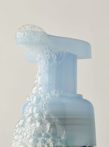 Fresh Sparkling Snow Gentle & Clean Foaming Hand Soap Gentle & Clean Foaming Hand Soap
