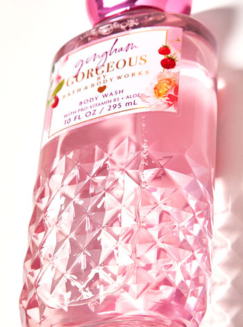 Gingham Gorgeous Body Wash Sữa tắm