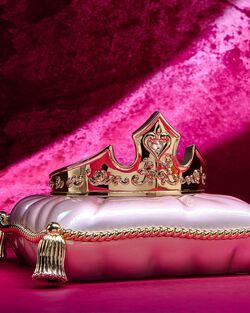 Đế Nến 3 Bấc Aurora Crown 3-Wick Candle Holder image number null