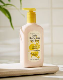 Nước Rửa Tay Dưỡng Ẩm Kitchen Lemon Daily Moisturizing Hand Soap image number null
