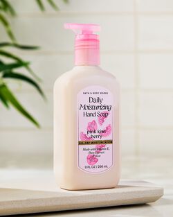 Nước Rửa Tay Dưỡng Ẩm Pink Kiwi Berry Daily Moisturizing Hand Soap image number null