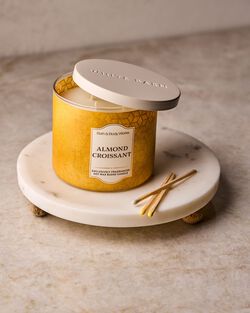 Nến 3 Bấc Almond Croissant 3-Wick Candle image number null