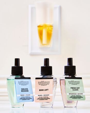 Tinh Dầu X&ocirc;ng Ph&ograve;ng Fresh Cut Lilacs Wallflowers Fragrance Refill Tinh Dầu X&ocirc;ng Ph&ograve;ng