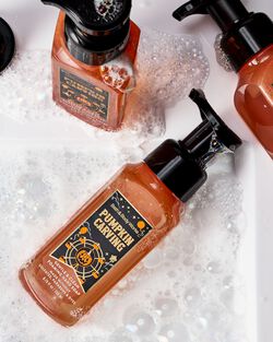 Nước Rửa Tay Tạo Bọt L&agrave;m Sạch & Dịu Nhẹ Pumpkin Carving Gentle & Clean Foaming Hand Soap image number null