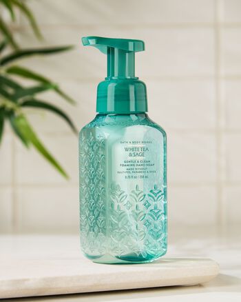 Nước Rửa Tay Tạo Bọt White Tea & Sage Gentle & Clean Foaming Hand Soap Gentle & Clean Foaming Hand Soap