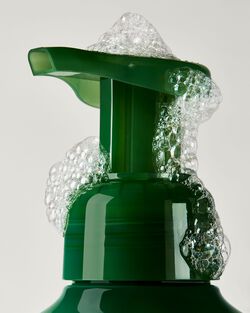 Nước Rửa Tay Tạo Bọt Backyard Honeysuckle Gentle & Clean Foaming Hand Soap image number null