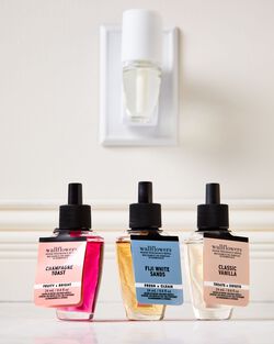 Tinh Dầu X&ocirc;ng Ph&ograve;ng Fiji White Sands Wallflowers Fragrance Refill image number null