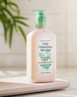 Nước Rửa Tay Dưỡng Ẩm Cucumber & Lily Daily Moisturizing Hand Soap image number null