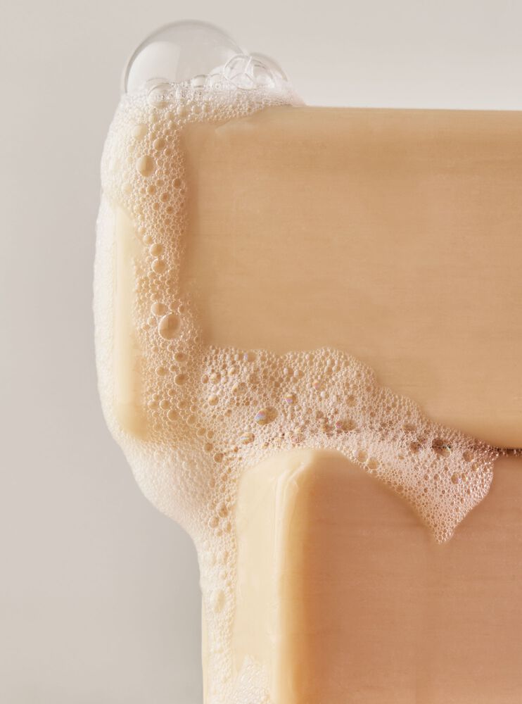 X&agrave; Ph&ograve;ng Cục Bơ Hạt Mỡ Freshwater Shea Butter Cleansing Bar Shea Butter Cleansing Bar