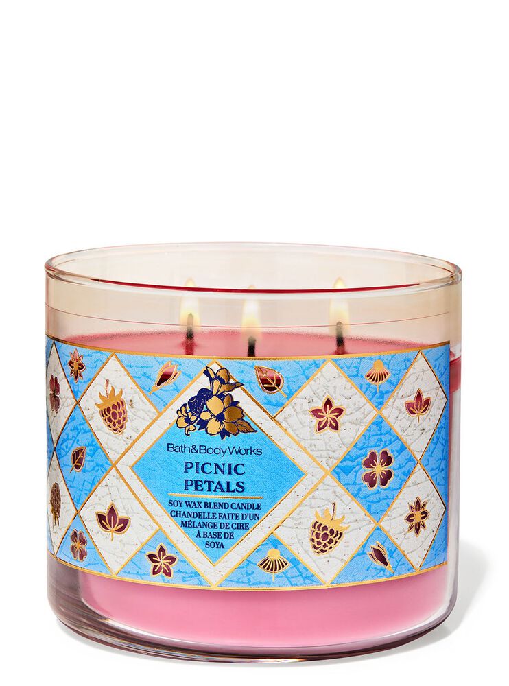 Picnic Petals 3-Wick Candle Nến 3 tim