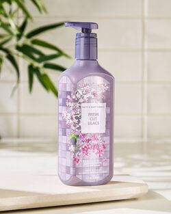 Nước Rửa Tay Dạng Gel Fresh Cut Lilacs Cleansing Gel Hand Soap image number null
