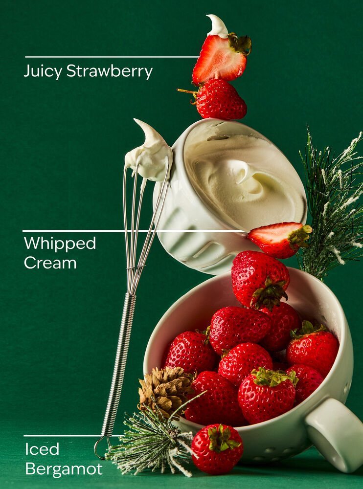 Xịt Thơm Cao Cấp Strawberry Snowflakes Fine Fragrance Mist Xịt Thơm Cơ Thể