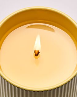 Nến 1 Bấc Cozy Amber & Vanilla Single Wick Candle image number null