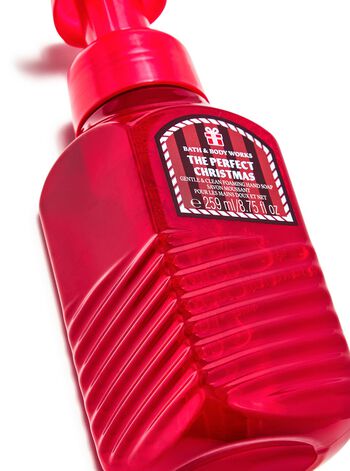 Nước Rửa Tay Tạo Bọt Làm Sạch & Dịu Nhẹ The Perfect Christmas Gentle & Clean Foaming Hand Soap Nước Rửa Tay Tạo Bọt