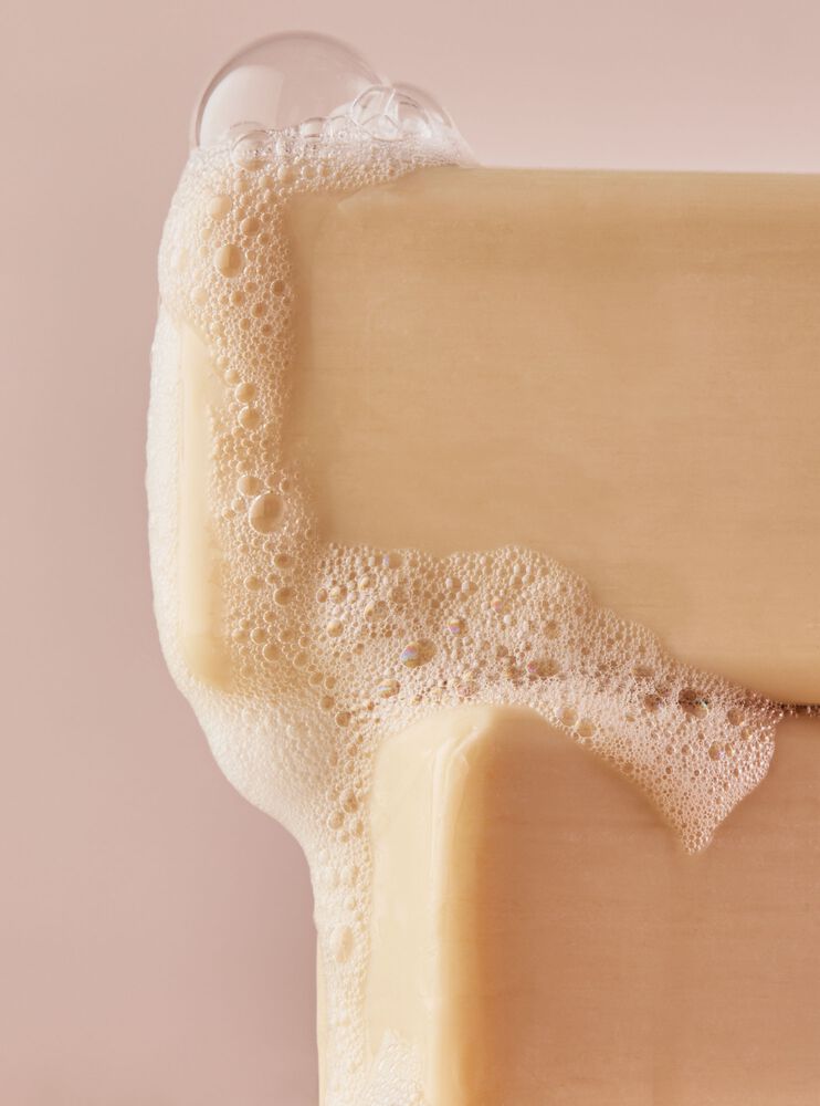 X&agrave; Ph&ograve;ng Cục Champagne Toast Shea Butter Cleansing Bar Shea Butter Cleansing Bar