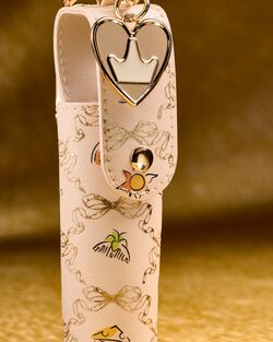M&oacute;c Treo Son Disney Princess Lip Holder image number null