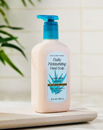Nước Rửa Tay Dưỡng Ẩm Cool Aloe Water Daily Moisturizing Hand Soap Daily Moisturizing Hand Soap