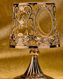 Đế Nến 3 Bấc Disney Princess Royal Lamp 3-Wick Candle Holder image number null